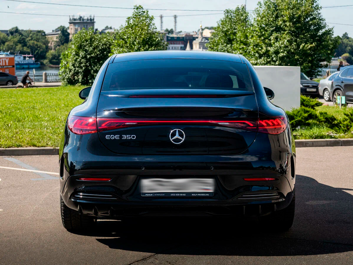 Аренда Mercedes EQE Аренда Mercedes EQE